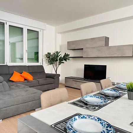 Marzolo Suite - 3 Camere, 2 Bagni - Centro Treviso Apartmán