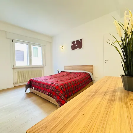 Marzolo Suite - 3 Camere, 2 Bagni - Centro Treviso *
